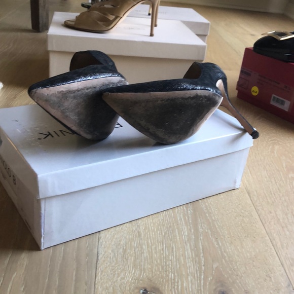 SOLD: Manolo Blahnik Pumps - Picture 3 of 3